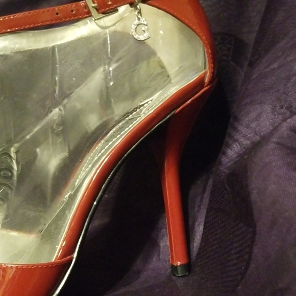 Shoes: NWOT Guess Patent Heels - Picture 5 of 5